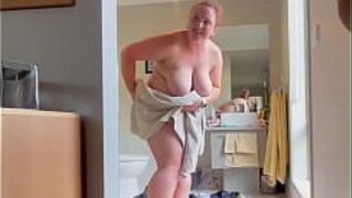 Sexy bbw with huge tits porn video